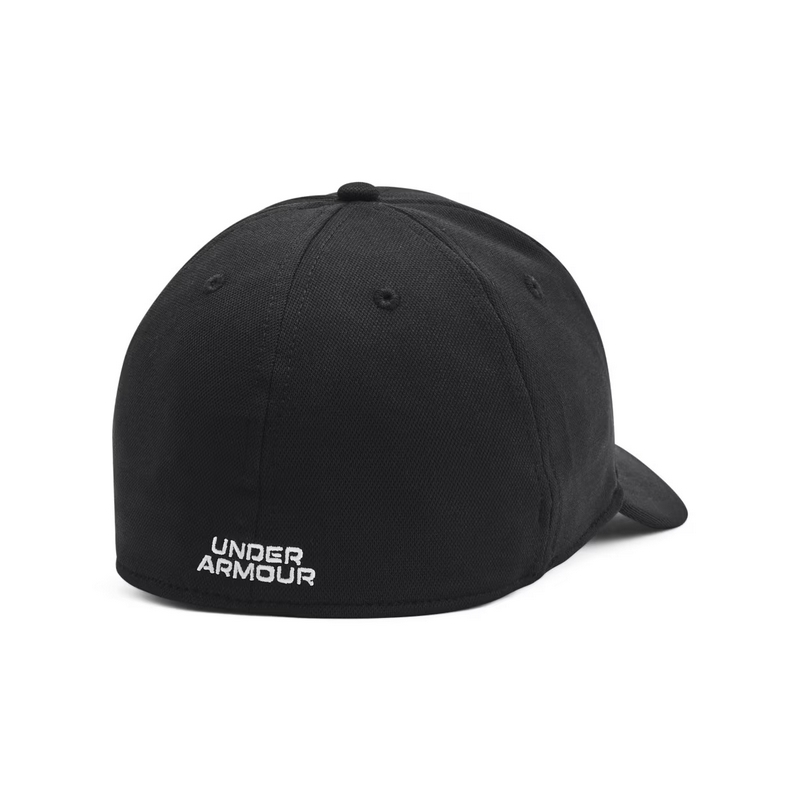 UNDER ARMOUR CZAPKA Z DASZKIEM BLITZING 001