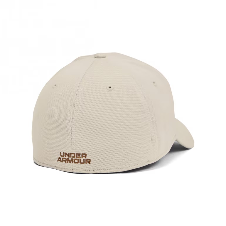 UNDER ARMOUR CZAPKA Z DASZKIEM BLITZING 110