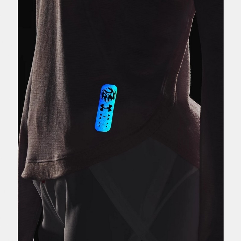 UNDER ARMOUR LONGSLEEVE RUN ANYWHERE STREAKER