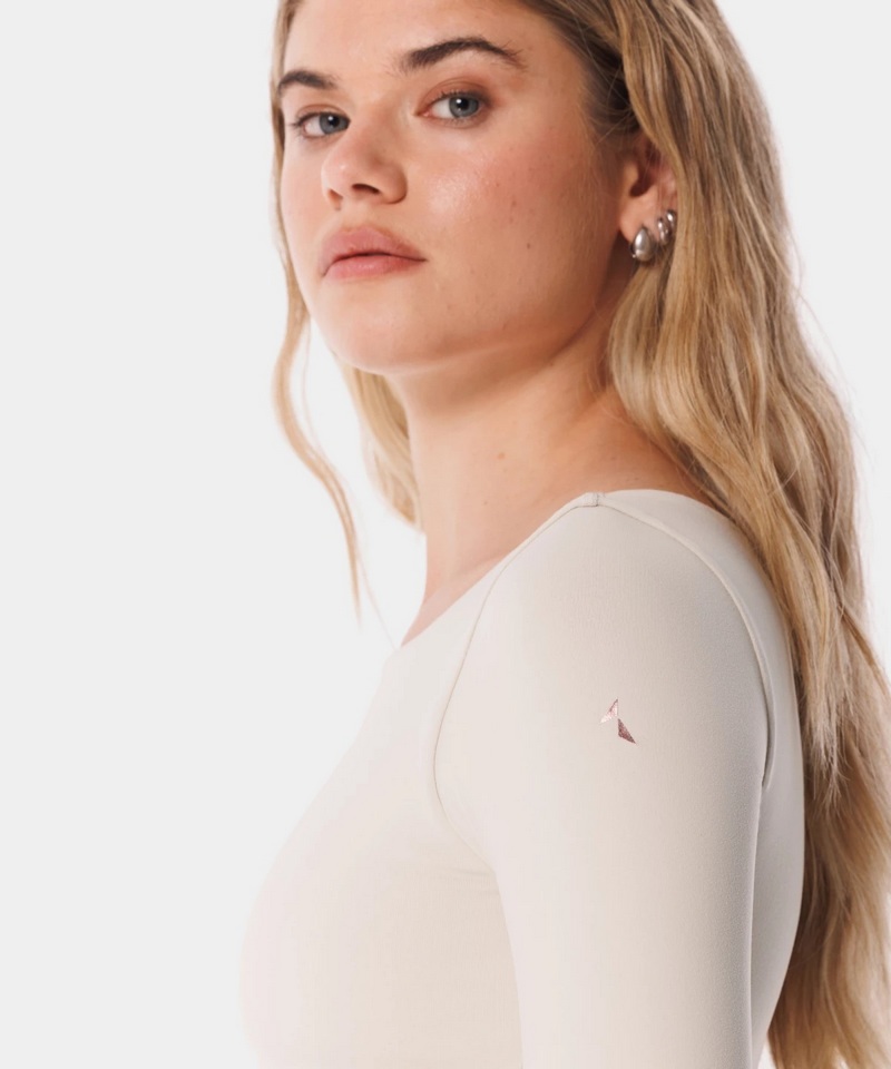 CARPATREE LONGSLEEVE BALLETCORE CUTOUT SWAN BEIGE