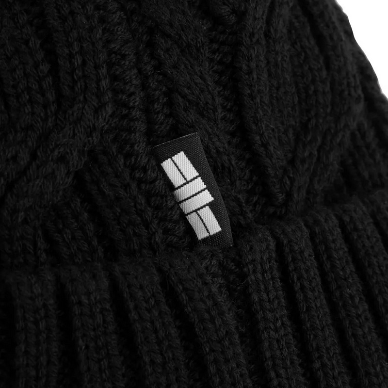 PIT BULL CZAPKA ZIMOWA Z POMPONEM SNOW CREW BLACK