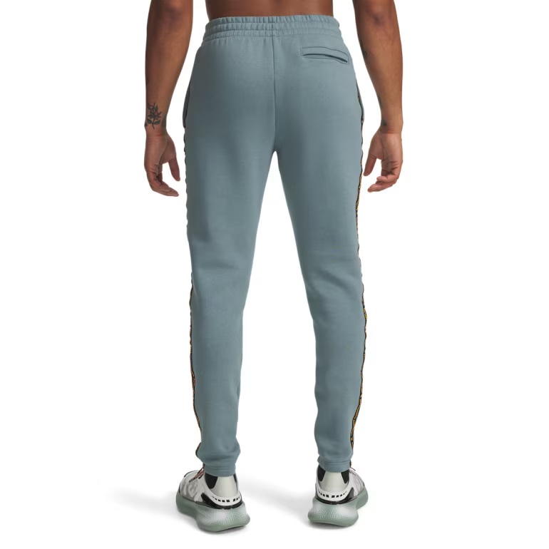 UNDER ARMOUR SPODNIE DRESOWE ICON FLEECE JOGGERS TAPING 587 