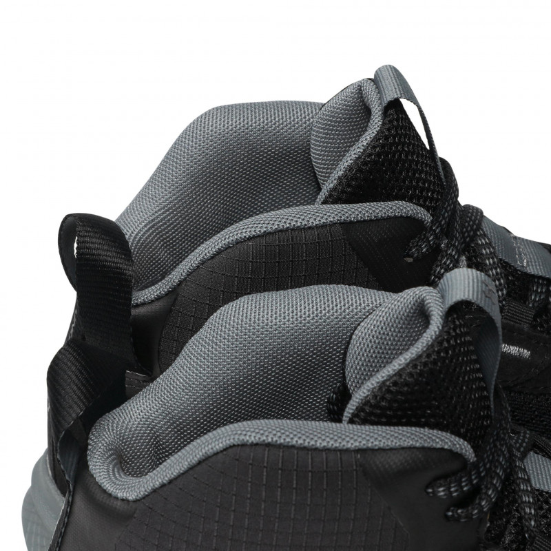UNDER ARMOUR BUTY OUTDOOR CHARGED BANDIT TREK 2